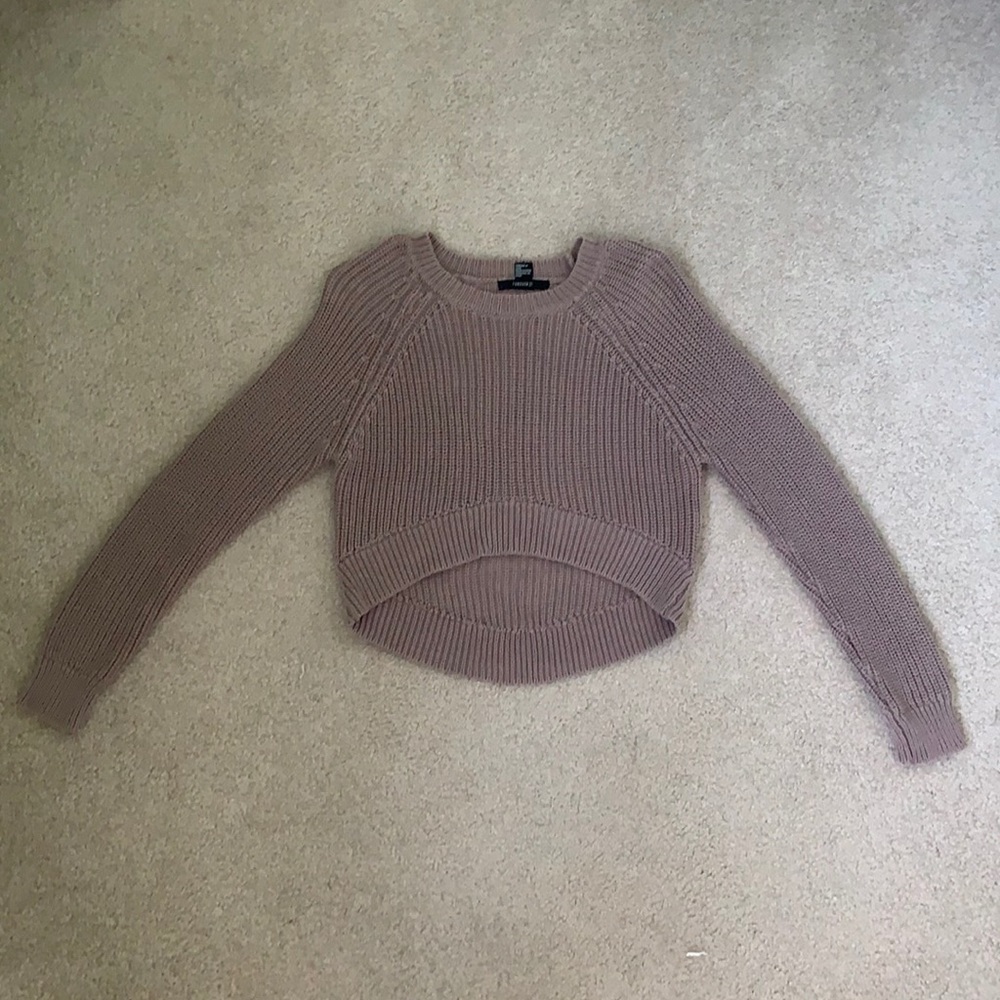 Small crop knitted sweater